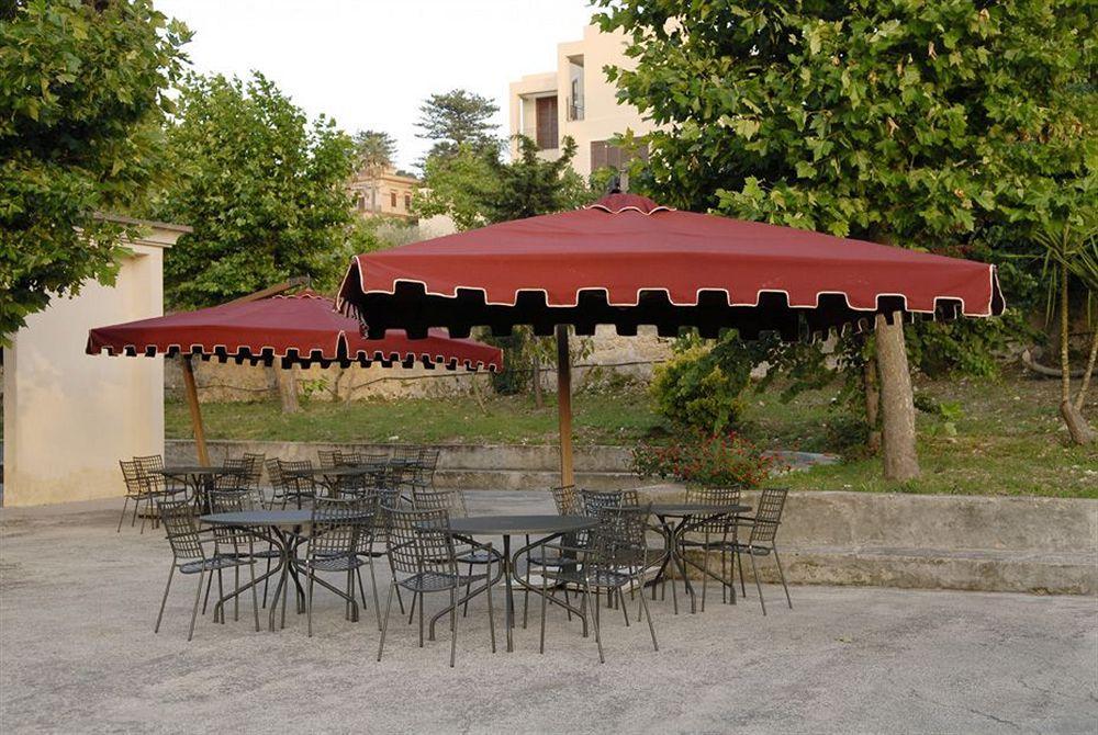Hotel Villa Sant' Andrea Valderice Exterior foto